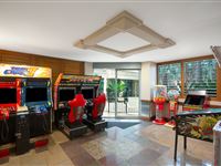 Games Room - Mantra Sun City Surfers Paradise